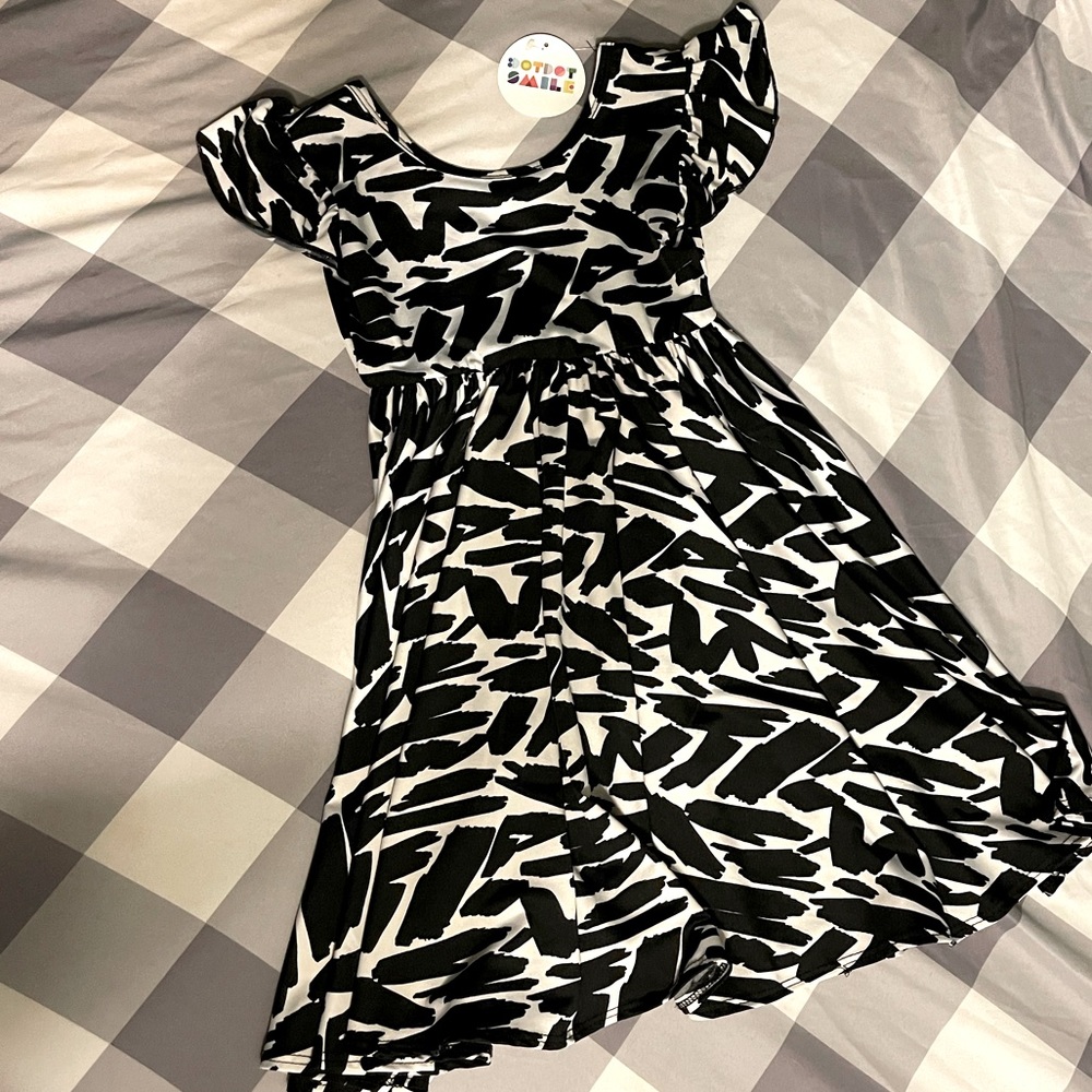 DOT DOT SMILE DRESS